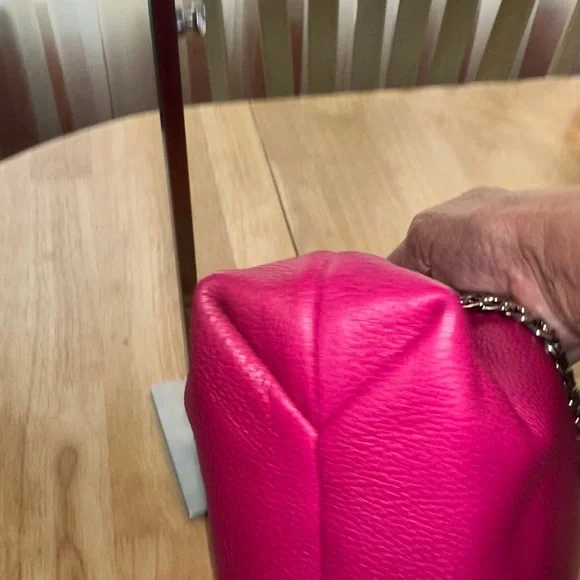 Michael Kors Pink Leather Shoulder Bag - Picture 5 of 10